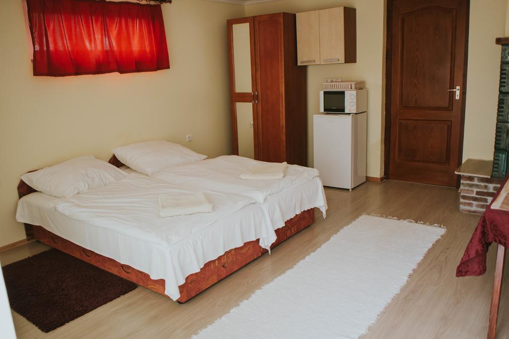 Szep Kert Vendeghaz Hotel Szekszárd Екстериор снимка