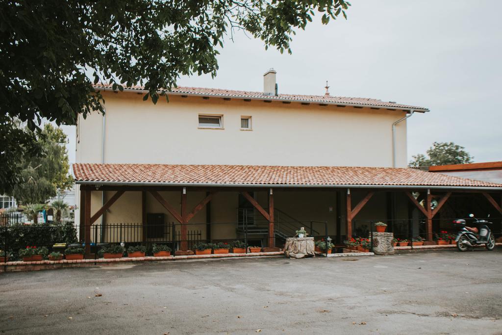 Szep Kert Vendeghaz Hotel Szekszárd Екстериор снимка